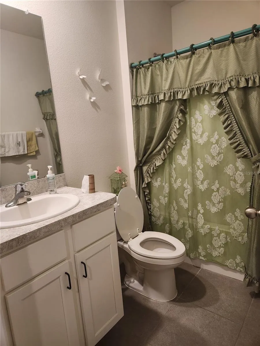 6643 LONGBOAT DRIVE Brooksville, FL 34604