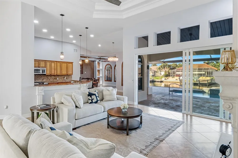 4518 SW 22ND PLACE Cape Coral, FL 33914