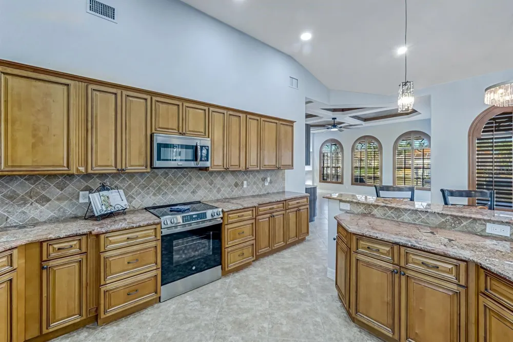 4518 SW 22ND PLACE Cape Coral, FL 33914