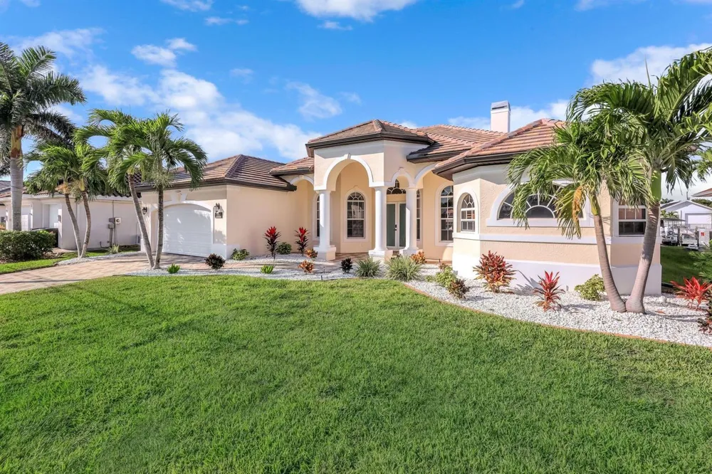4518 SW 22ND PLACE Cape Coral, FL 33914