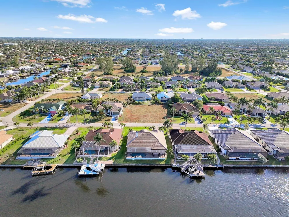 4518 SW 22ND PLACE Cape Coral, FL 33914