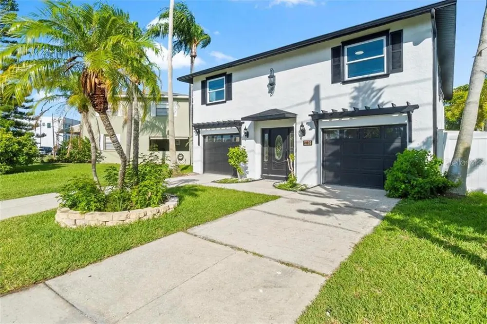 307 161ST AVENUE Redington Beach, FL 33708