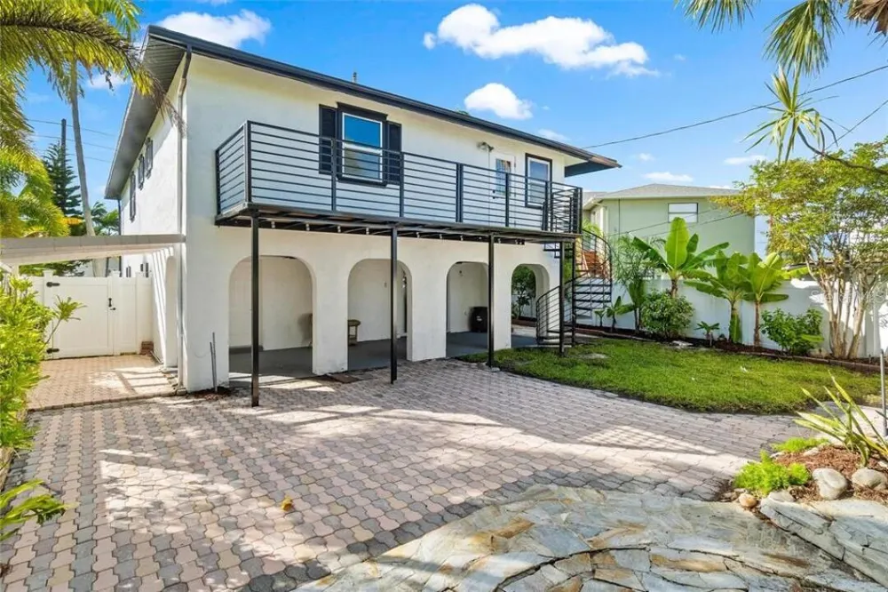 307 161ST AVENUE Redington Beach, FL 33708