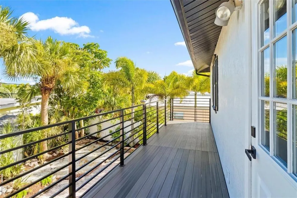 307 161ST AVENUE Redington Beach, FL 33708