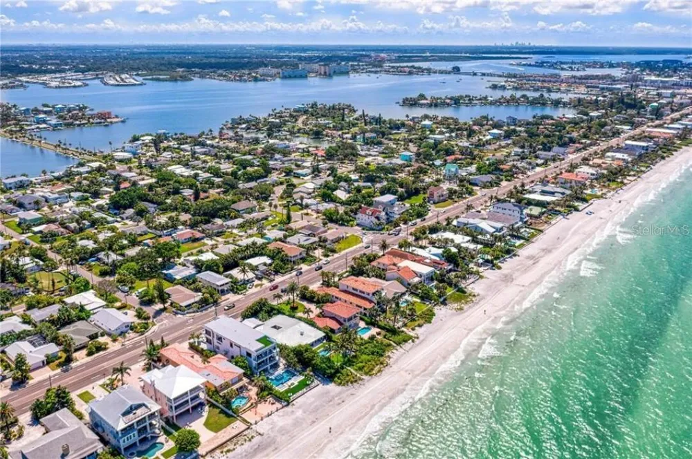307 161ST AVENUE Redington Beach, FL 33708