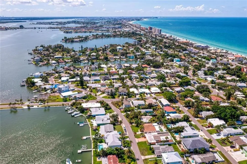 307 161ST AVENUE Redington Beach, FL 33708