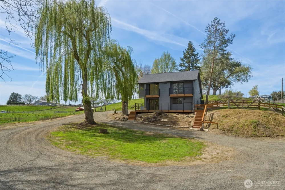 54027 Summers Lane Milton-Freewater, OR 97862