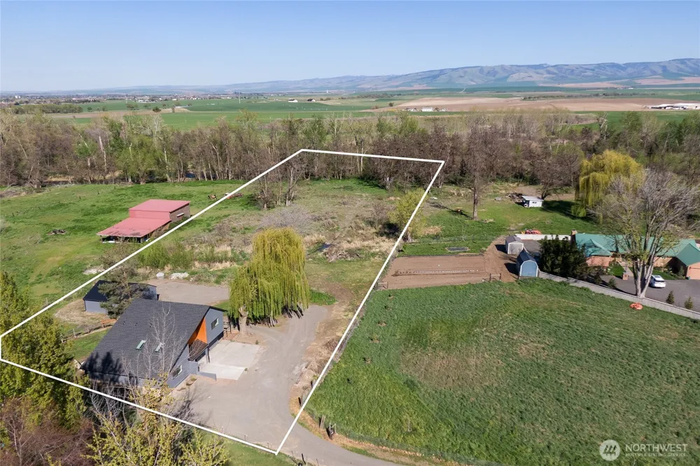 54027 Summers Lane Milton-Freewater, OR 97862