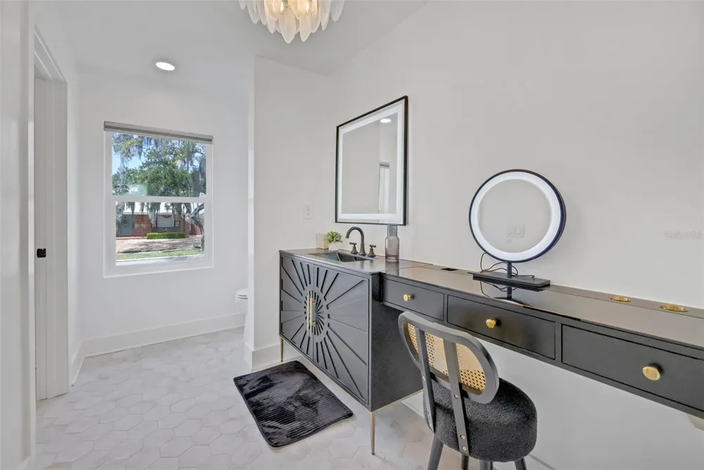 39 E PARK AVENUE St Augustine, FL 32084