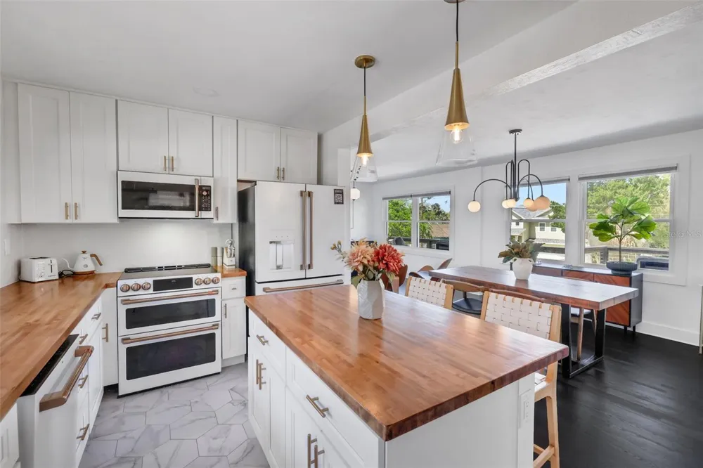 39 E PARK AVENUE St Augustine, FL 32084