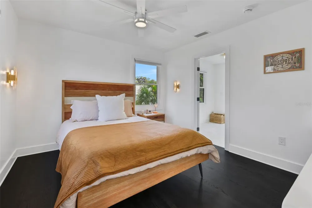39 E PARK AVENUE St Augustine, FL 32084
