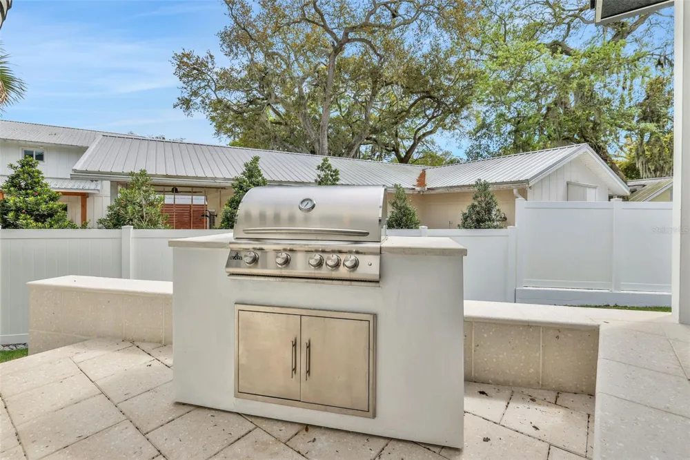 39 E PARK AVENUE St Augustine, FL 32084