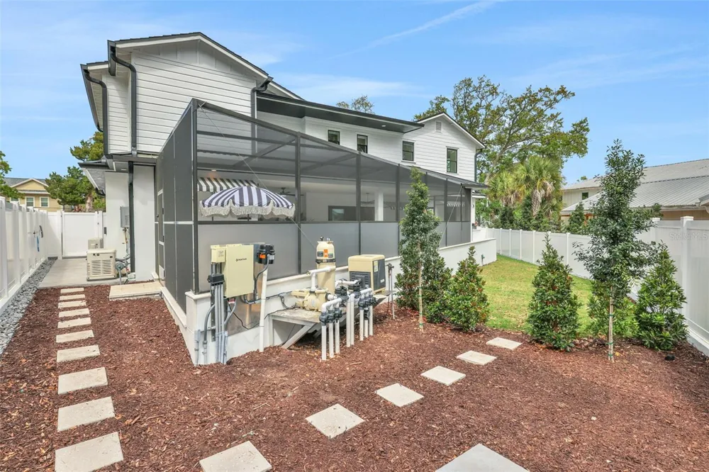 39 E PARK AVENUE St Augustine, FL 32084