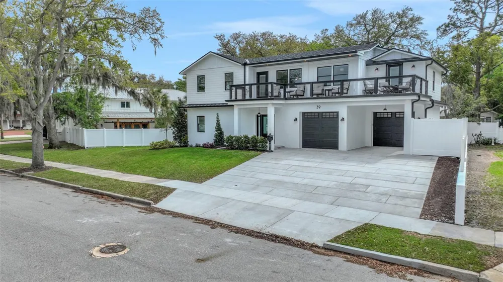 39 E PARK AVENUE St Augustine, FL 32084