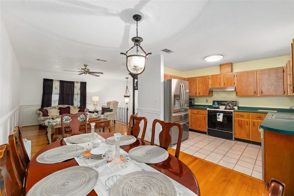 505 NW 37TH PLACE Gainesville, FL 32609