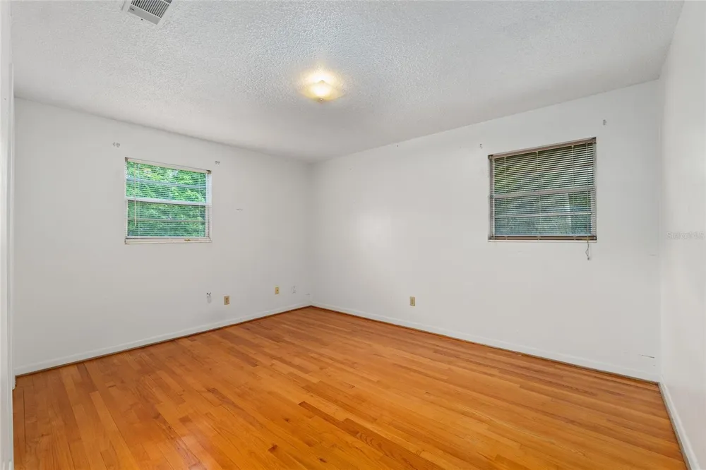 505 NW 37TH PLACE Gainesville, FL 32609