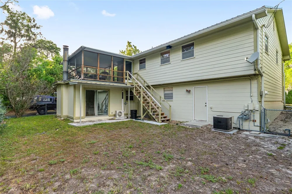 505 NW 37TH PLACE Gainesville, FL 32609