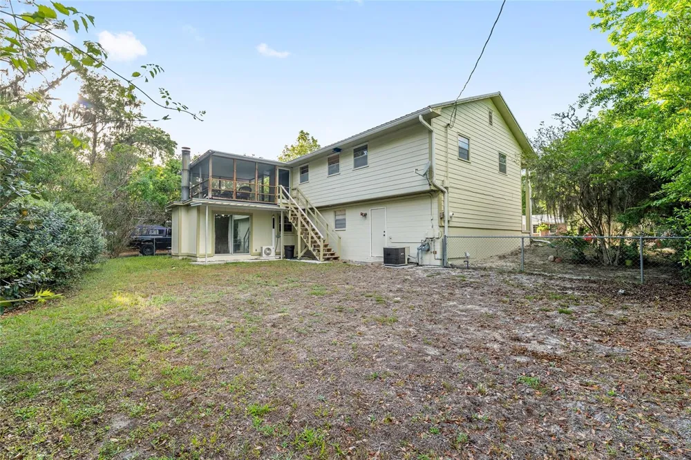 505 NW 37TH PLACE Gainesville, FL 32609