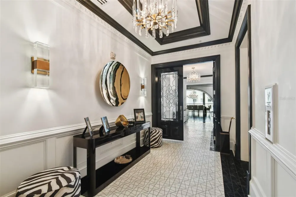 450 KNIGHTS RUN AVENUE #2004 Tampa, FL 33602