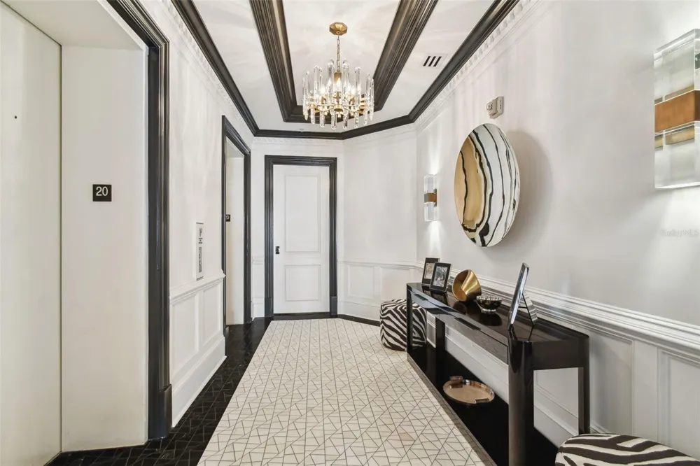 450 KNIGHTS RUN AVENUE #2004 Tampa, FL 33602