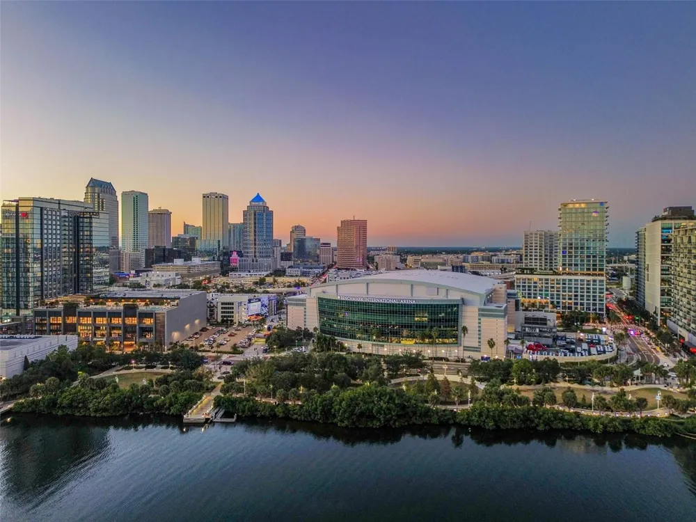 450 KNIGHTS RUN AVENUE #2004 Tampa, FL 33602