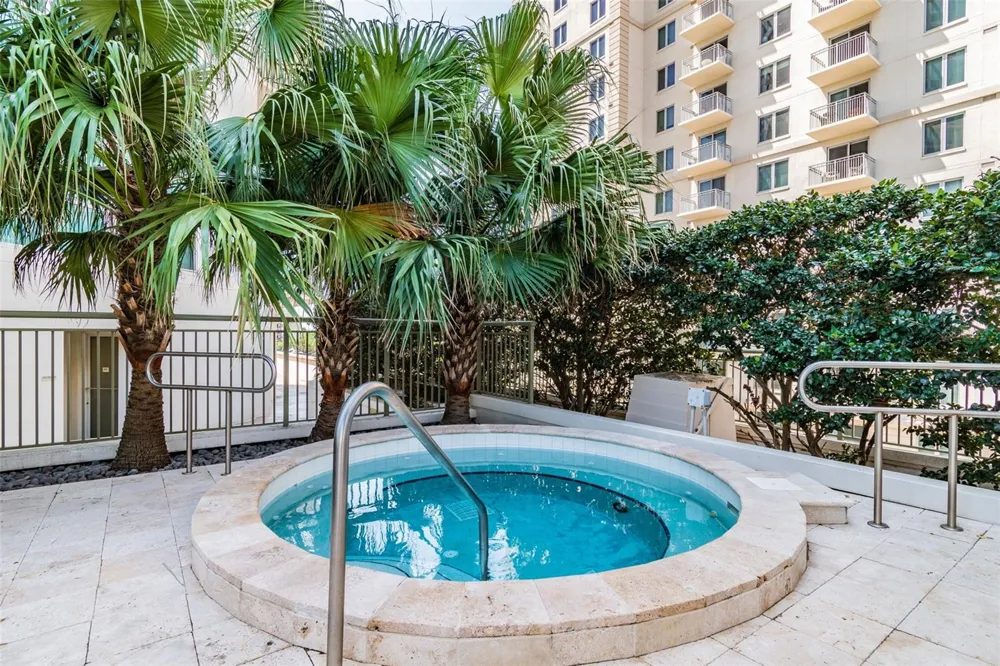450 KNIGHTS RUN AVENUE #2004 Tampa, FL 33602