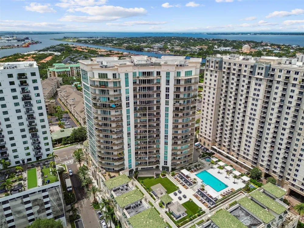 450 KNIGHTS RUN AVENUE #2004 Tampa, FL 33602