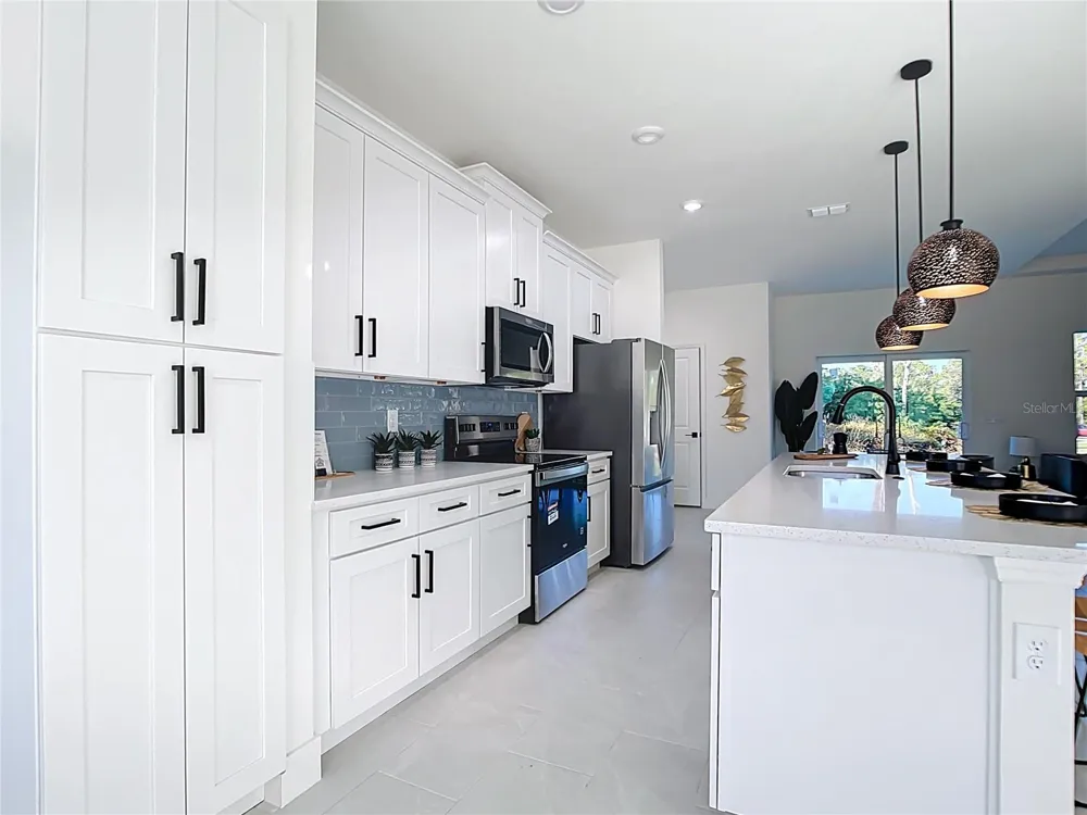 422 EISENHOWER BOULEVARD Lehigh Acres, FL 33974