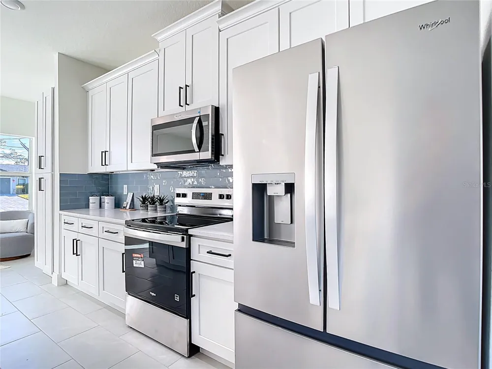 422 EISENHOWER BOULEVARD Lehigh Acres, FL 33974