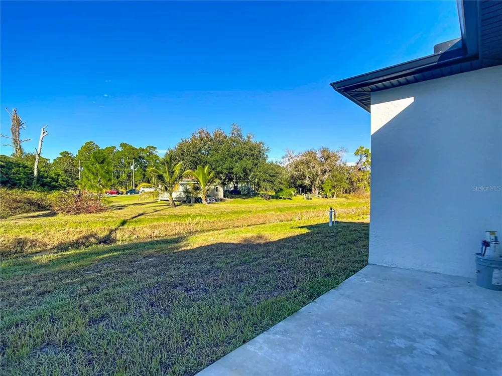 422 EISENHOWER BOULEVARD Lehigh Acres, FL 33974