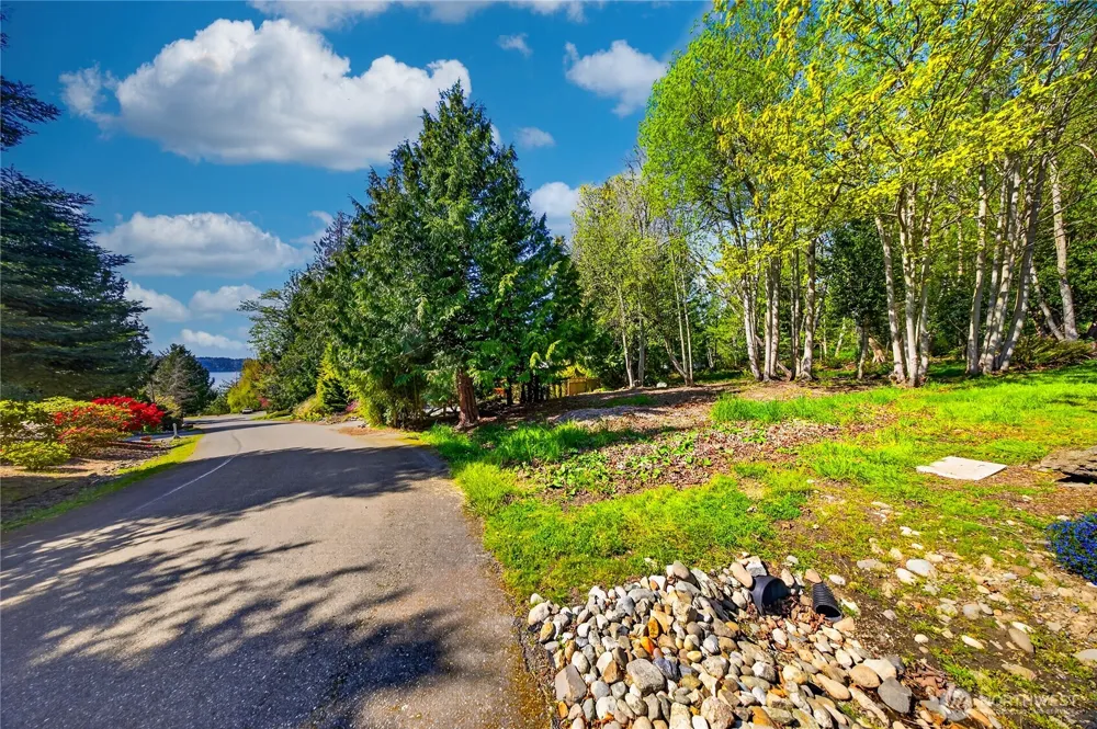 784 Lillooet La Conner, WA 98257