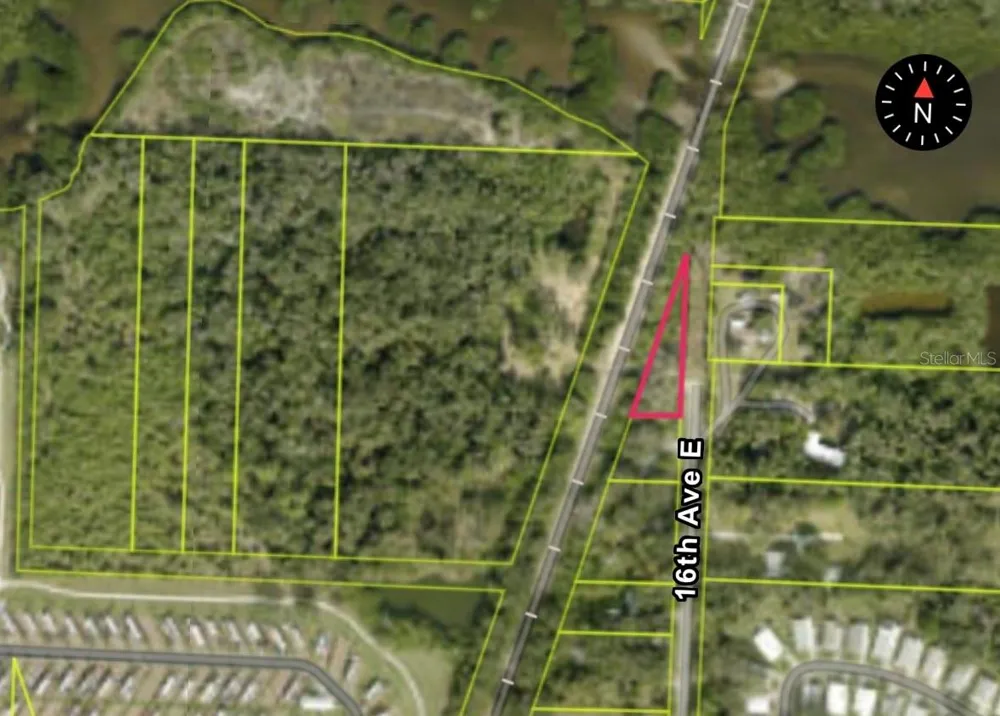 6715 16TH AVENUE E Palmetto, FL 34221