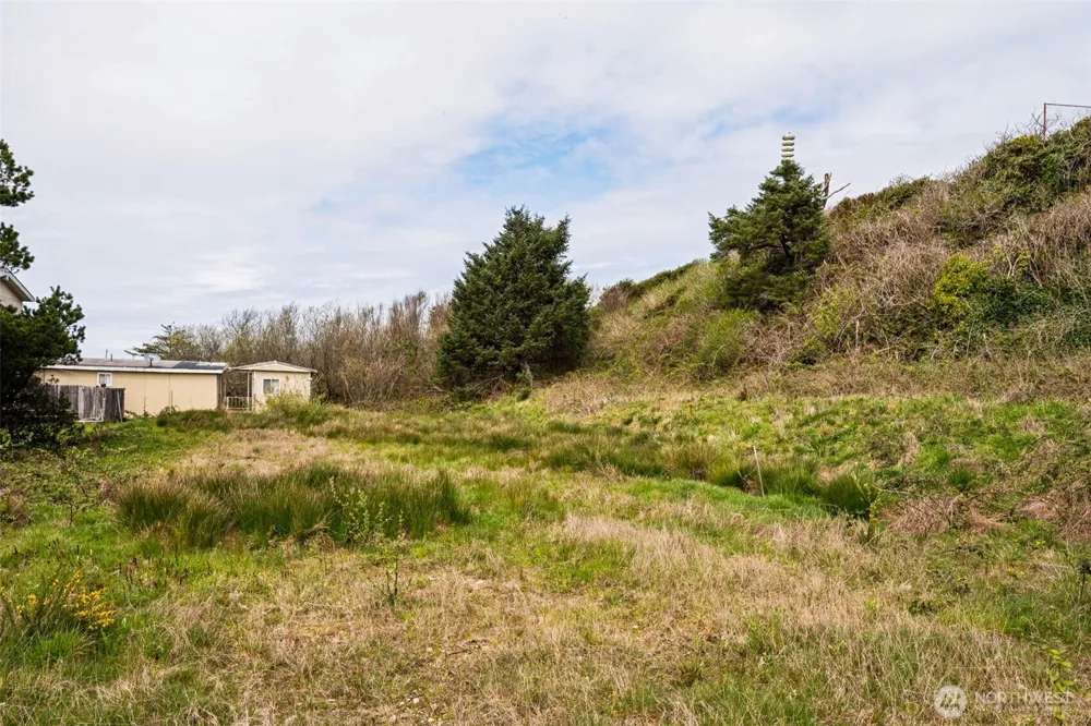 4788 Beach Lane Moclips, WA 98562