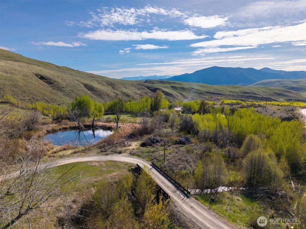20752 State Route 20 Twisp, WA 98856
