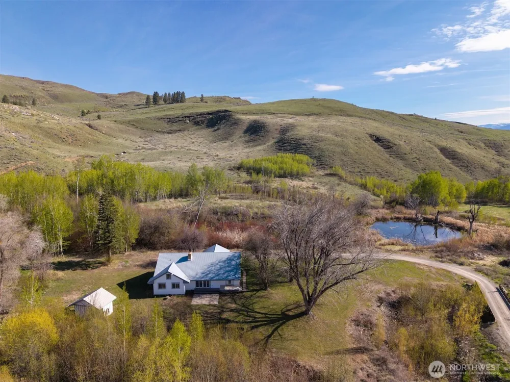 20752 State Route 20 Twisp, WA 98856