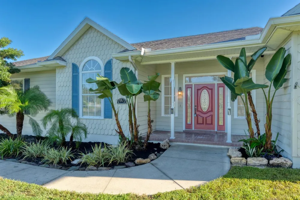37015 WALDO DRIVE Dade City, FL 33525