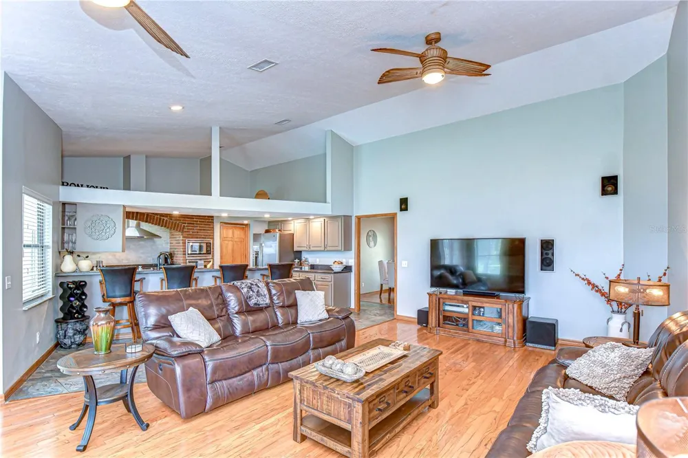 709 SPORTSMAN PARK DRIVE Seffner, FL 33584