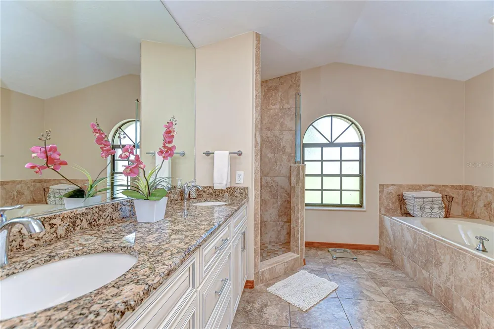 709 SPORTSMAN PARK DRIVE Seffner, FL 33584