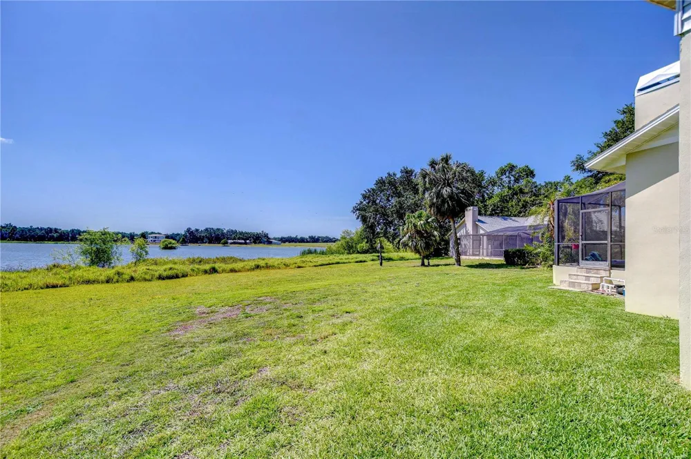 709 SPORTSMAN PARK DRIVE Seffner, FL 33584