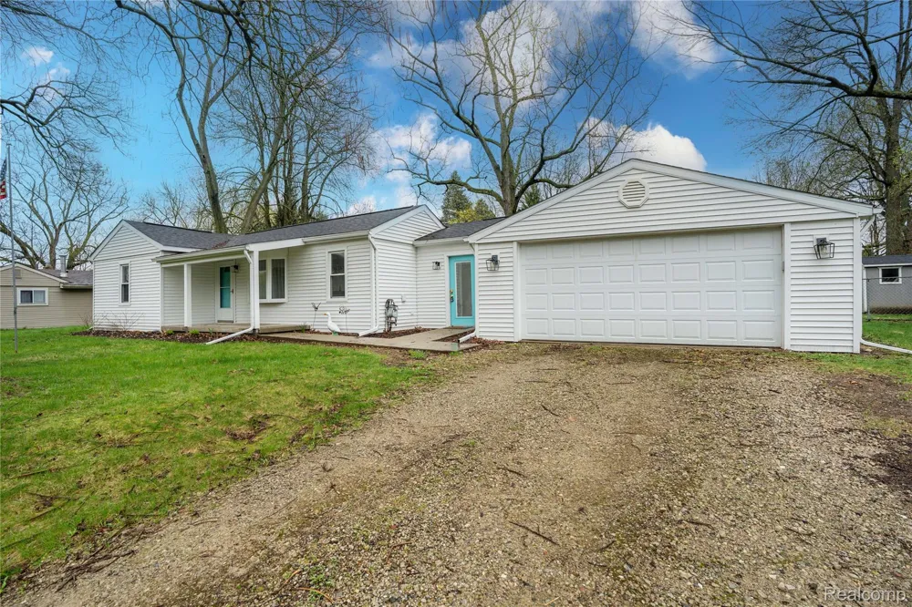 620 S Briarvale Drive Auburn Hills City, MI 48326