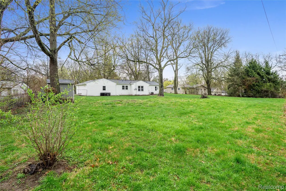 620 S Briarvale Drive Auburn Hills City, MI 48326