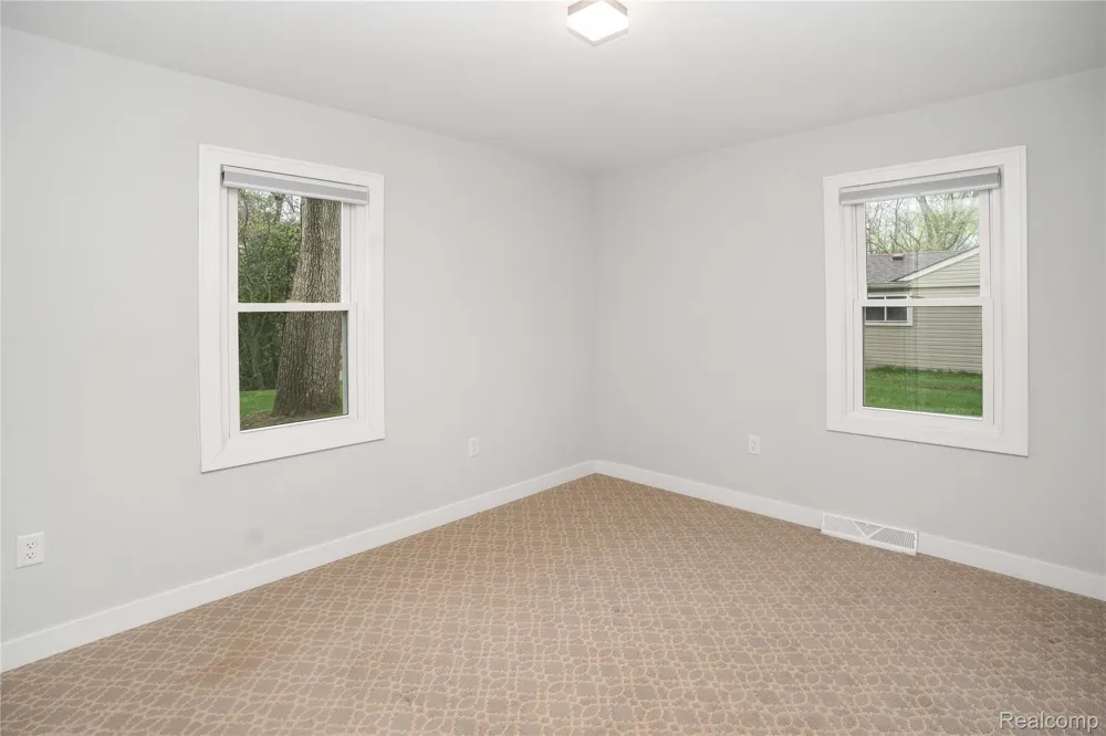620 S Briarvale Drive Auburn Hills City, MI 48326