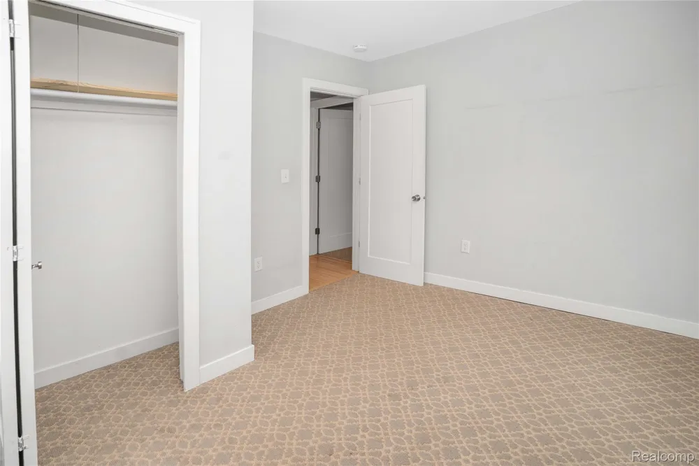 620 S Briarvale Drive Auburn Hills City, MI 48326