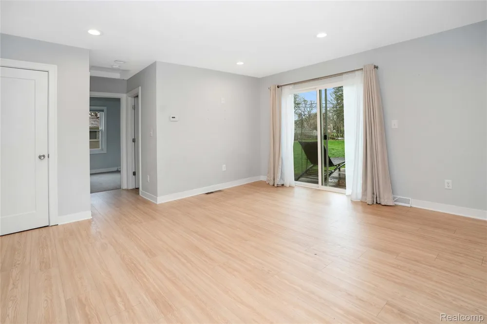620 S Briarvale Drive Auburn Hills City, MI 48326