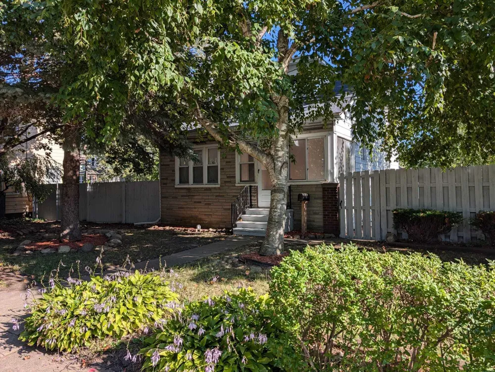 40 W Benson Street Ecorse City, MI 48229