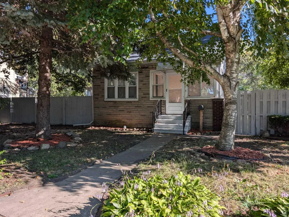 40 W Benson Street Ecorse City, MI 48229