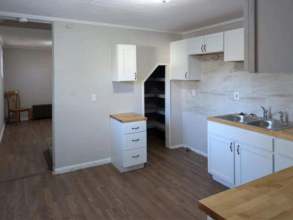 40 W Benson Street Ecorse City, MI 48229