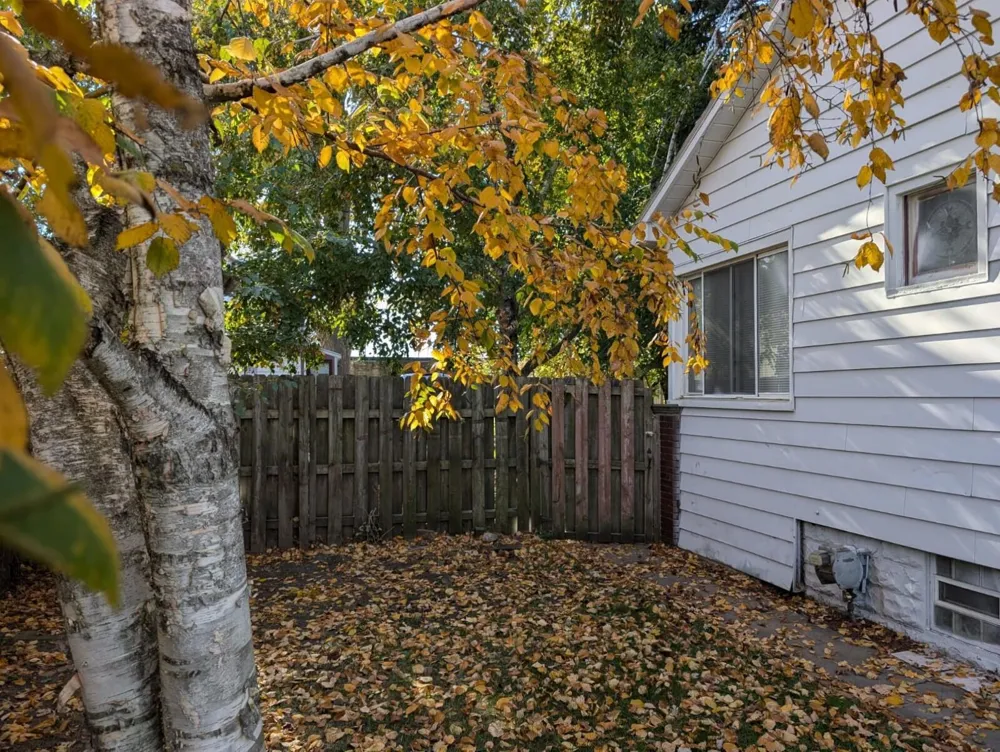 40 W Benson Street Ecorse City, MI 48229