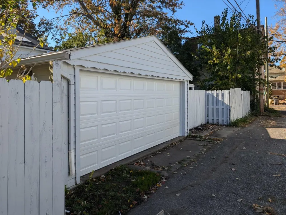40 W Benson Street Ecorse City, MI 48229