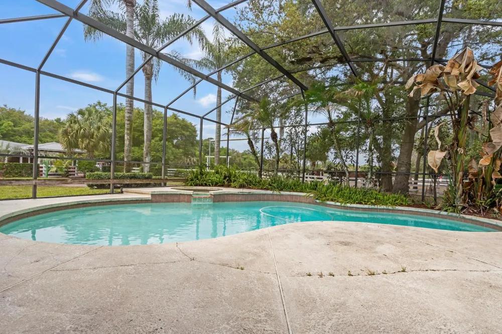 280 CAMPBELL RANCH RUN Geneva, FL 32732